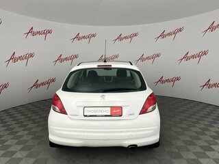 2010 Peugeot 207 I Рестайлинг, белый, 325000 рублей, вид 4