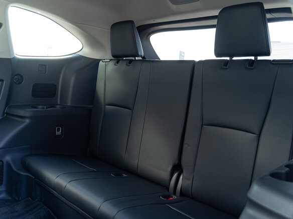2026 Toyota Highlander IV (XU70), белый - вид 16
