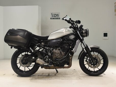 2017 Yamaha XSR700, серебристый, 680000 рублей, вид 1