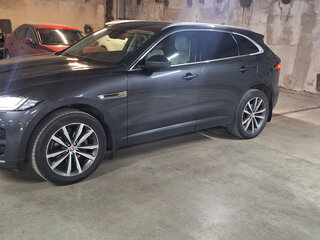 2017 Jaguar F-Pace I, серый, 2900000 рублей, вид 3