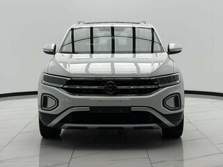 2023 Volkswagen T-Roc I Рестайлинг, белый, 1920000 рублей, вид 2