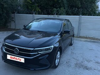 2020 Volkswagen Polo VI, чёрный, 1800000 рублей, вид 3