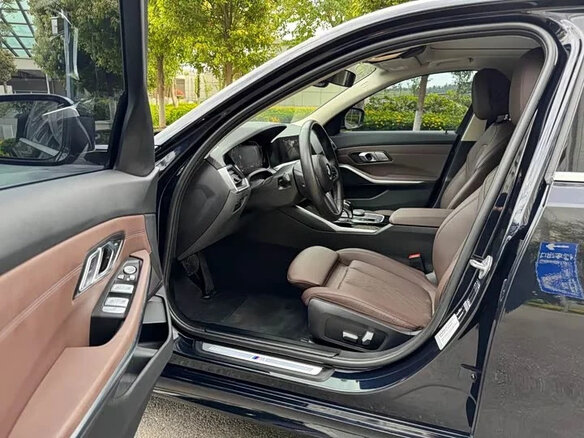 2022 BMW 3 серии Long 320Li VII (G2x), чёрный, 3280000 рублей - вид 13