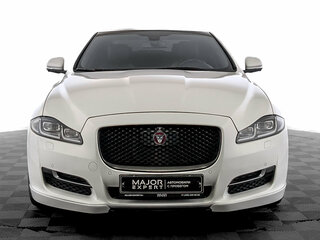 2016 Jaguar XJ IV (X351) Рестайлинг, белый, 3390000 рублей, вид 2