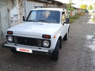 2004 Lada (ВАЗ) 2121 (4x4) I Рестайлинг, белый, 300000 рублей, вид 2