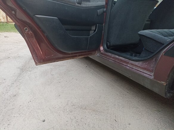 1991 Volkswagen Passat B3, пурпурный - вид 14