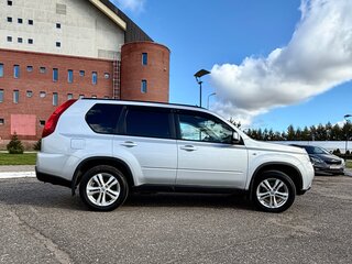 2014 Nissan X-Trail II Рестайлинг, серебристый, 1249000 рублей, вид 4
