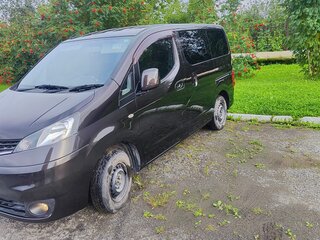 2015 Nissan NV200, коричневый, 1570000 рублей, вид 4