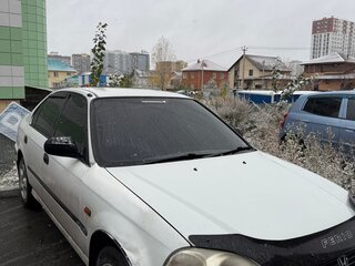 1998 Honda Civic Ferio II, белый, 300000 рублей, вид 3