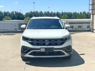2023 Volkswagen Tayron I Рестайлинг, белый, 2899000 рублей, вид 2