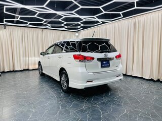 2012 Toyota Wish II, белый, 1499999 рублей, вид 4