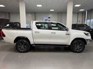 2025 Toyota Hilux VIII Рестайлинг 3, белый, 5690000 рублей, вид 5