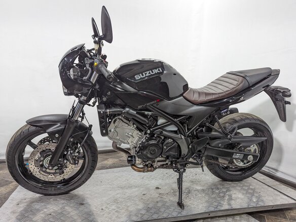2020 Suzuki SV 650, серый, 549000 рублей - вид 1