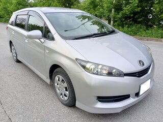 2010 Toyota Wish II, серебристый, 1310000 рублей, вид 4