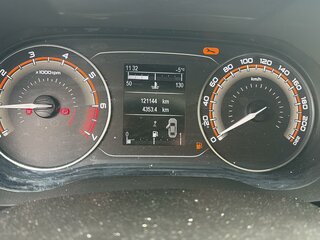 2024 Lada (ВАЗ) Vesta I Рестайлинг (NG), белый, 1000000 рублей, вид 5