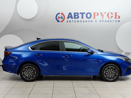 2022 Kia Cerato IV Рестайлинг, синий, 2075000 рублей, вид 5