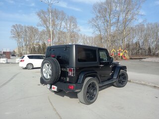 2015 Jeep Wrangler III (JK), чёрный, 2450000 рублей, вид 4