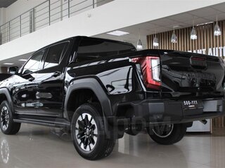 2025 Toyota Hilux IX, чёрный, 7385000 рублей, вид 3