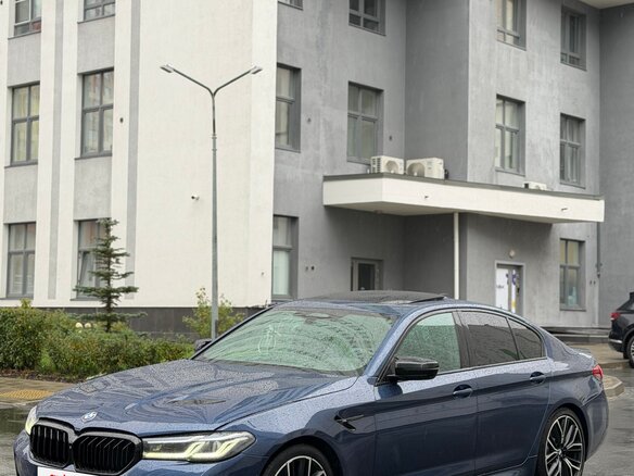 2020 BMW 5 серии 540i xDrive VII (G30/G31/G38) Рестайлинг, синий - вид 3