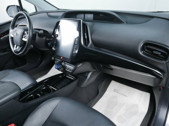 2017 Toyota Prius PHV ZVW52 Prime IV (XW50), серый, 2449000 рублей - вид 17