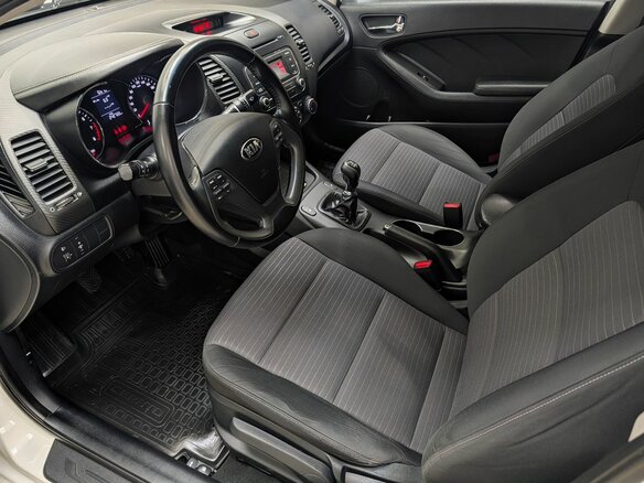 2013 Kia Cerato III, белый, 929000 рублей - вид 9