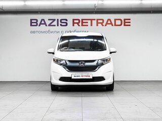 2018 Honda Freed+ II, белый, 1650000 рублей, вид 2