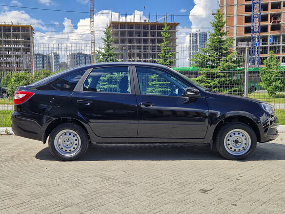 2026 Lada (ВАЗ) Granta I Рестайлинг, чёрный, 1098000 рублей - вид 3