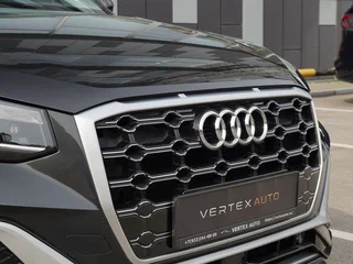 2023 Audi Q2 L 35 TFSI I Рестайлинг, чёрный, 2190000 рублей, вид 4