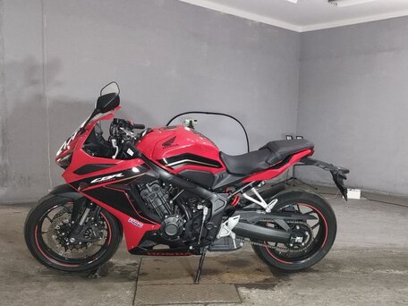2023 Honda CBR 650R, красный, 847000 рублей, вид 2