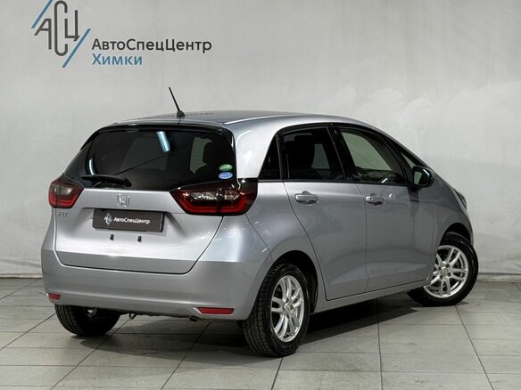 2021 Honda Fit IV, серый, 1269800 рублей - вид 2