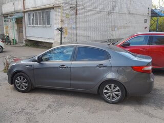 2011 Kia Rio 4-speed III, серый, 620000 рублей, вид 3