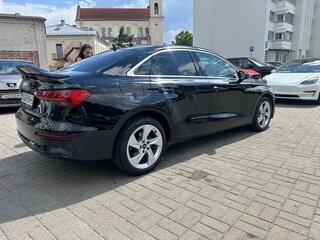 2023 Audi A3 40 TFSI IV (8Y), чёрный, 2500000 рублей, вид 3