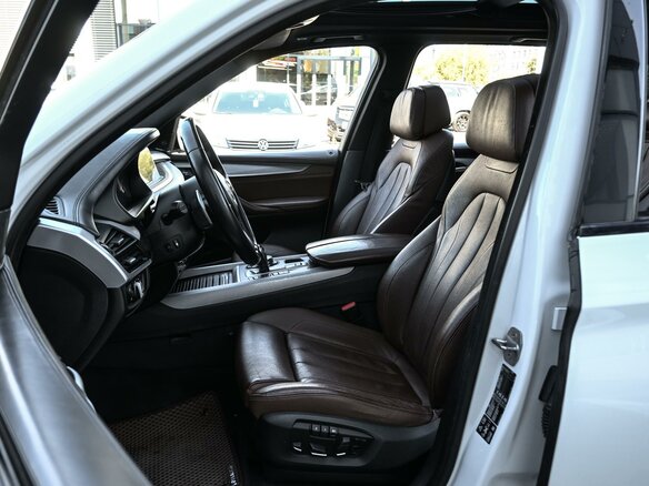 2015 BMW X5 40d III (F15), белый, 3899000 рублей - вид 9