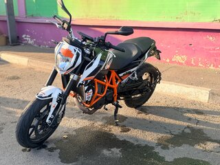 2013 KTM 690 Duke, белый, 449000 рублей, вид 4