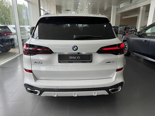 2026 BMW X5 40i IV (G05/G18) Рестайлинг, белый, 15690000 рублей, вид 4