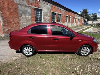 2010 Chevrolet Aveo I Рестайлинг, красный, 400000 рублей, вид 3