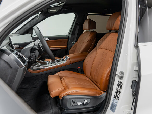 2026 BMW X7 40i I (G07) Рестайлинг, белый, 16350000 рублей - вид 24