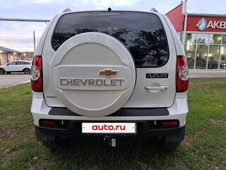 2013 Chevrolet Niva I Рестайлинг, белый, 759000 рублей, вид 5