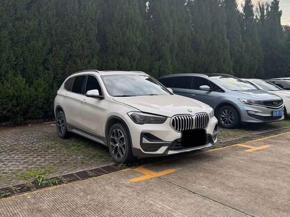 2022 BMW X1 Long 20Li sDrive II (F48) Рестайлинг, белый, 1900000 рублей