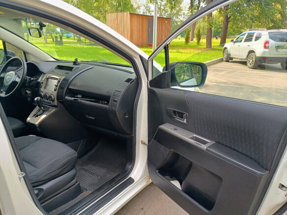2010 Mazda 5 I (CR) Рестайлинг, белый, 780000 рублей - вид 8