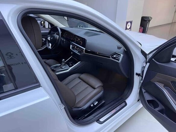 2022 BMW 3 серии 320i VII (G2x), белый, 2970000 рублей - вид 16