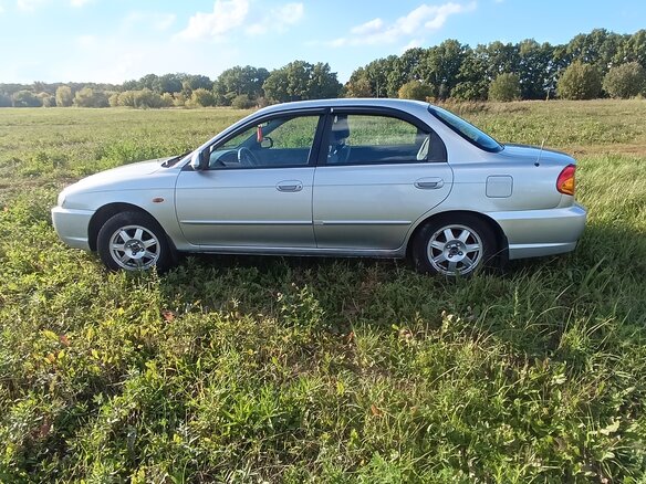 2008 Kia Spectra I Рестайлинг 2, серебристый, 385000 рублей - вид 9