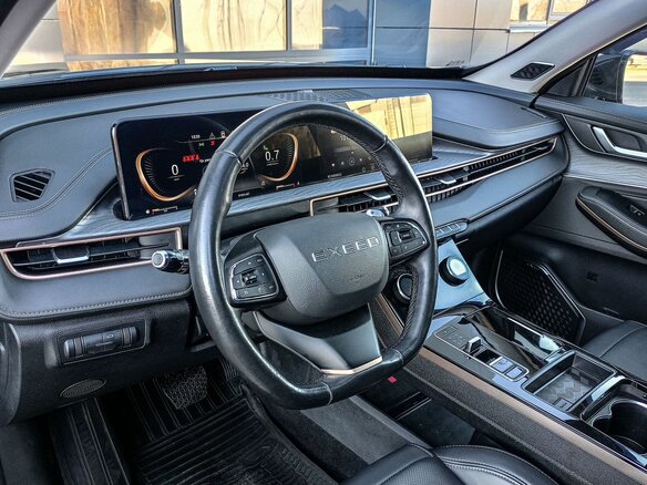 2022 Exeed LX I Рестайлинг, серый, 1724000 рублей - вид 4