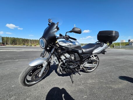 1999 Yamaha FZS600 Fazer, серый, 320000 рублей, вид 1