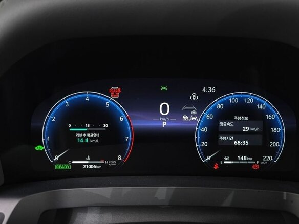 2024 Toyota Alphard IV, чёрный, 9770000 рублей - вид 6