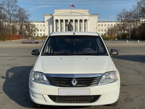 2012 Renault Logan I Рестайлинг, белый, 350000 рублей - вид 9