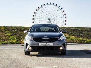 2021 Kia Rio IV Рестайлинг, серый, 1490000 рублей, вид 3