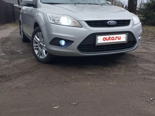 2009 Ford Focus II Рестайлинг, серебристый, 700000 рублей, вид 3