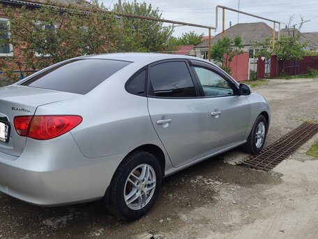 2010 Hyundai Elantra IV (HD), серебристый, 650000 рублей, вид 5