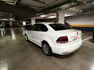 2018 Volkswagen Polo V Рестайлинг, белый, 1100000 рублей, вид 3